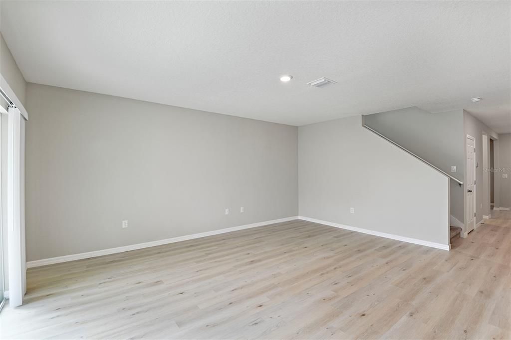 For Sale: $535,990 (5 beds, 3 baths, 3182 Square Feet)