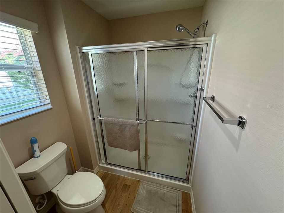 For Rent: $2,200 (3 beds, 2 baths, 1542 Square Feet)