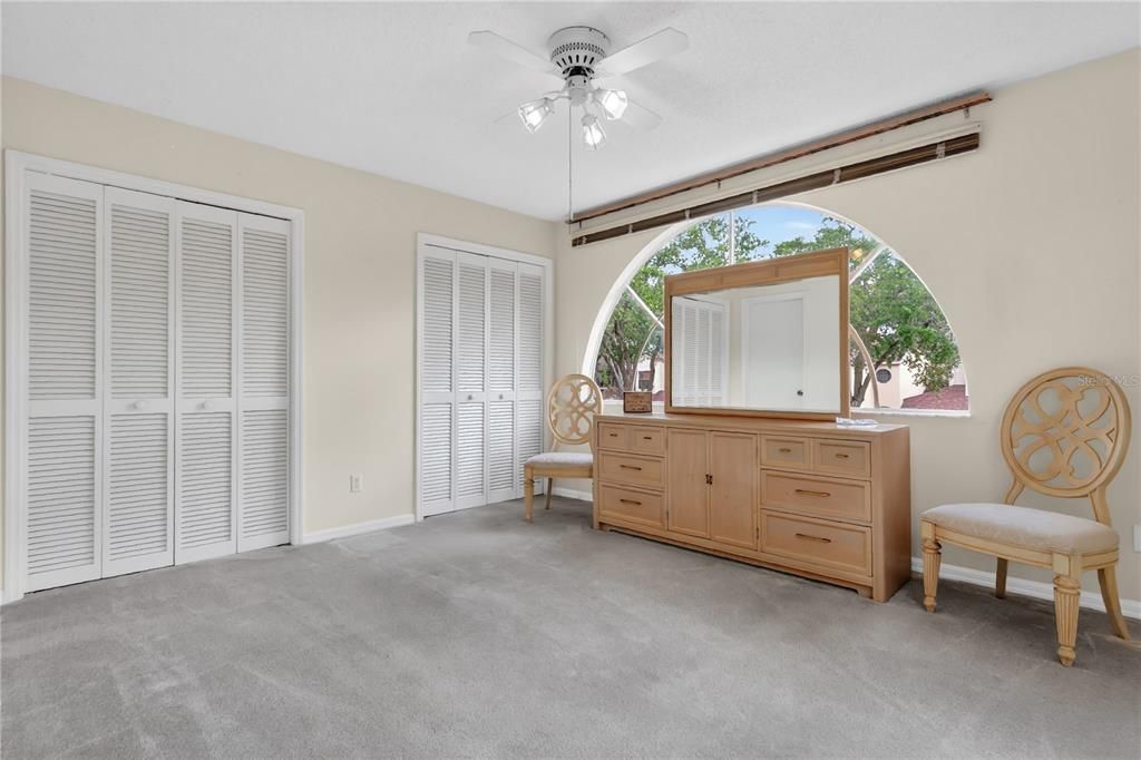 For Sale: $235,700 (3 beds, 2 baths, 1764 Square Feet)