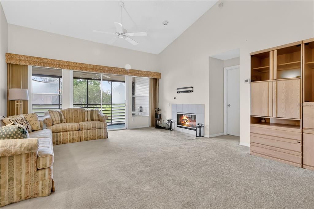 For Sale: $235,700 (3 beds, 2 baths, 1764 Square Feet)