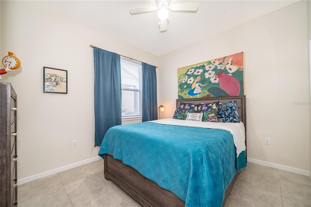 En Venta: $525,000 (5 camas, 3 baños, 2622 Pies cuadrados)
