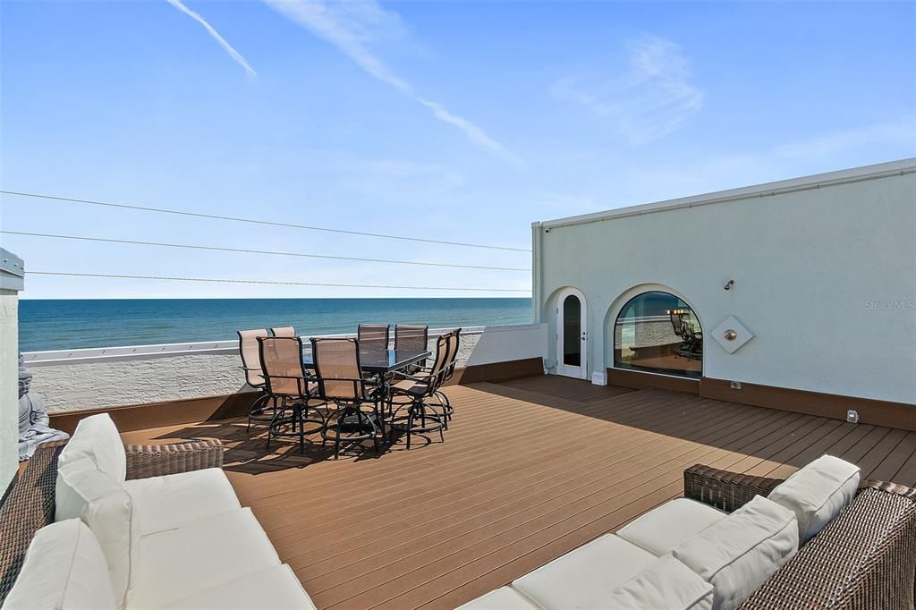 For Sale: $799,000 (3 beds, 2 baths, 1900 Square Feet)
