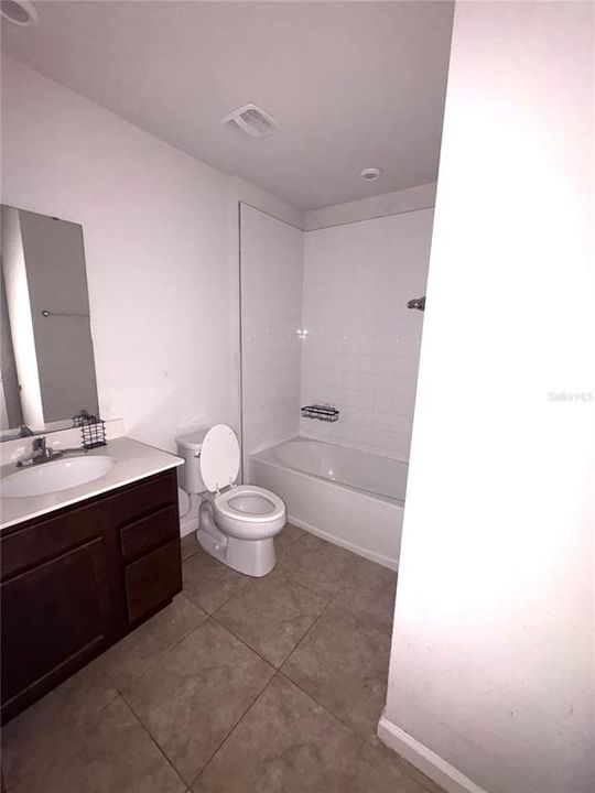 For Sale: $215,000 (3 beds, 2 baths, 1404 Square Feet)