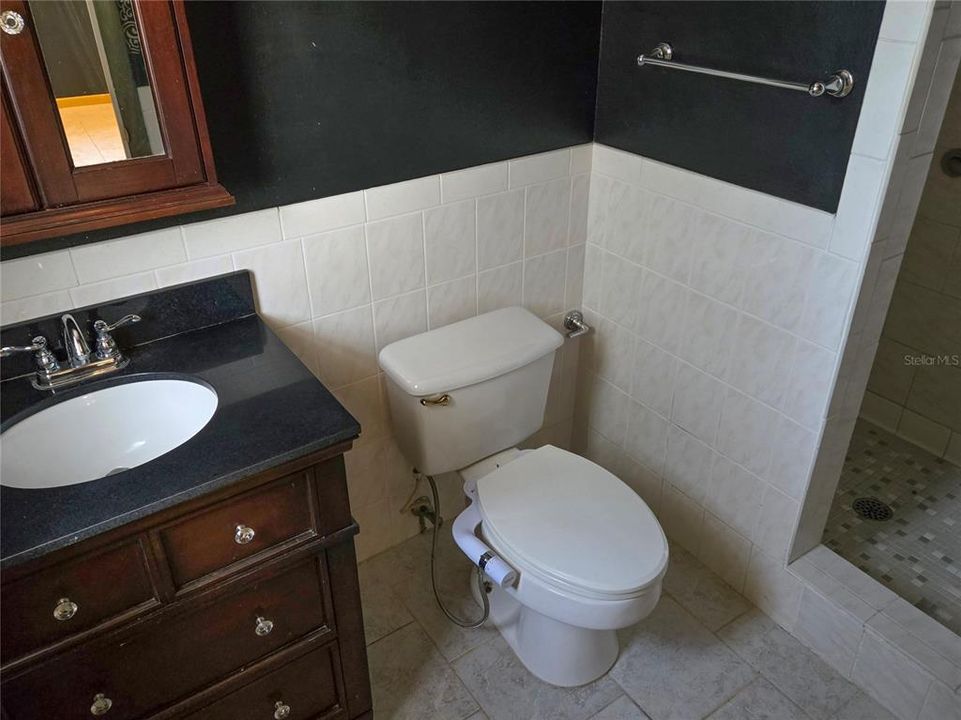 На продажу: $154,900 (3 спален, 2 ванн, 1284 Квадратных фут)