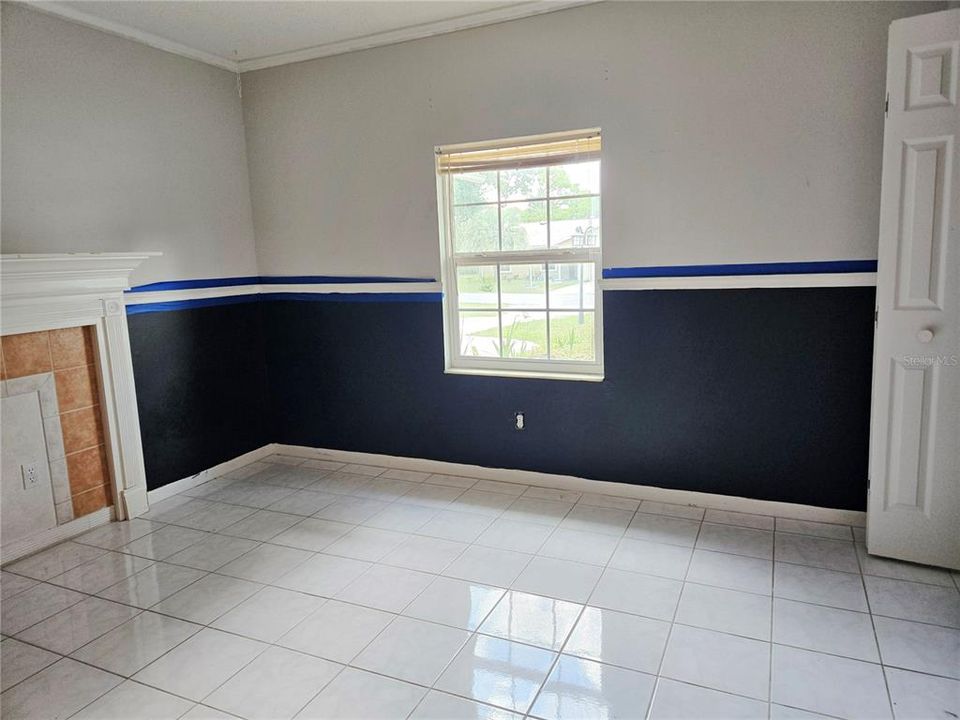 На продажу: $154,900 (3 спален, 2 ванн, 1284 Квадратных фут)
