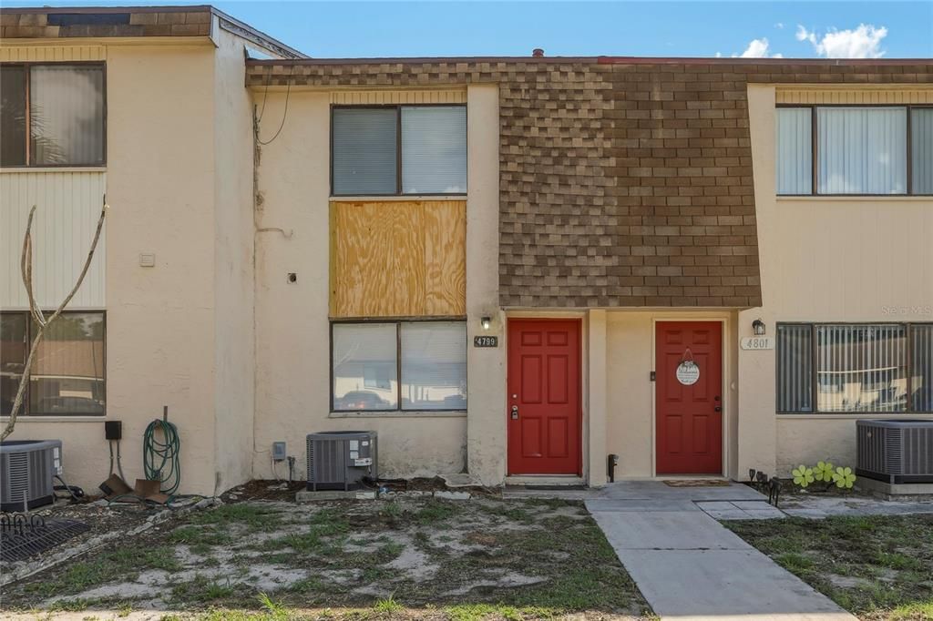 For Sale: $169,900 (2 beds, 2 baths, 1140 Square Feet)