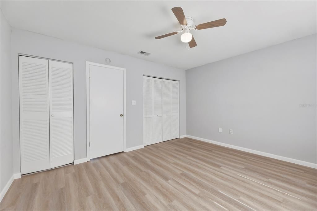 For Sale: $169,900 (2 beds, 2 baths, 1140 Square Feet)