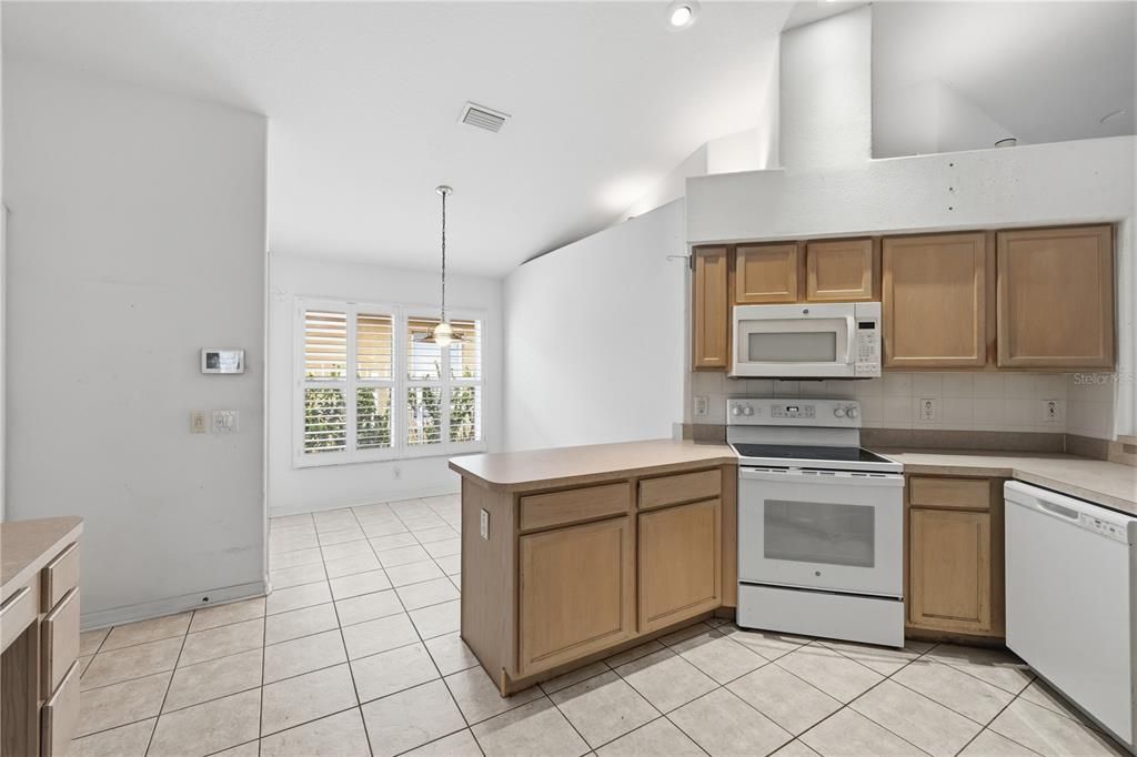For Sale: $475,000 (3 beds, 2 baths, 1887 Square Feet)