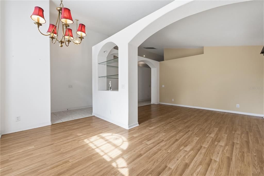 For Sale: $475,000 (3 beds, 2 baths, 1887 Square Feet)