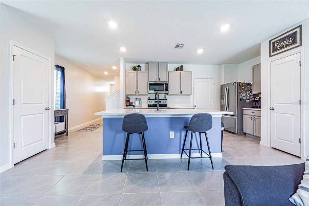For Sale: $409,900 (4 beds, 2 baths, 2305 Square Feet)