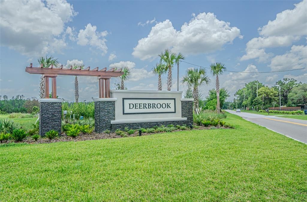 For Sale: $409,900 (4 beds, 2 baths, 2305 Square Feet)