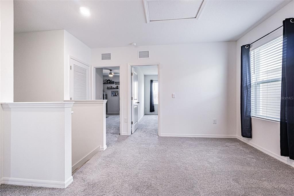 For Sale: $409,900 (4 beds, 2 baths, 2305 Square Feet)