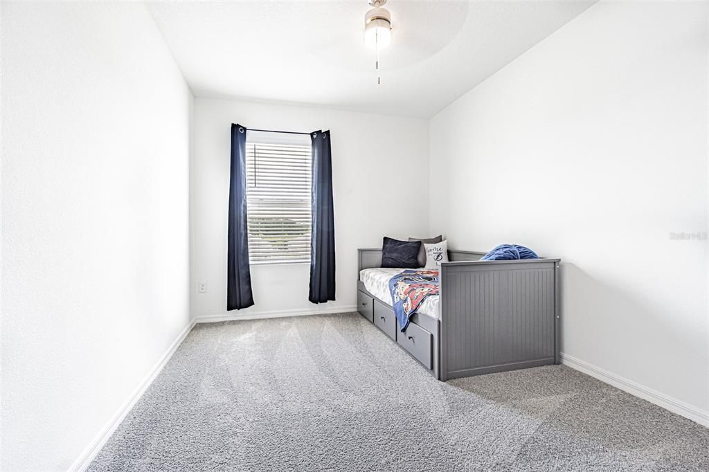 For Sale: $409,900 (4 beds, 2 baths, 2305 Square Feet)