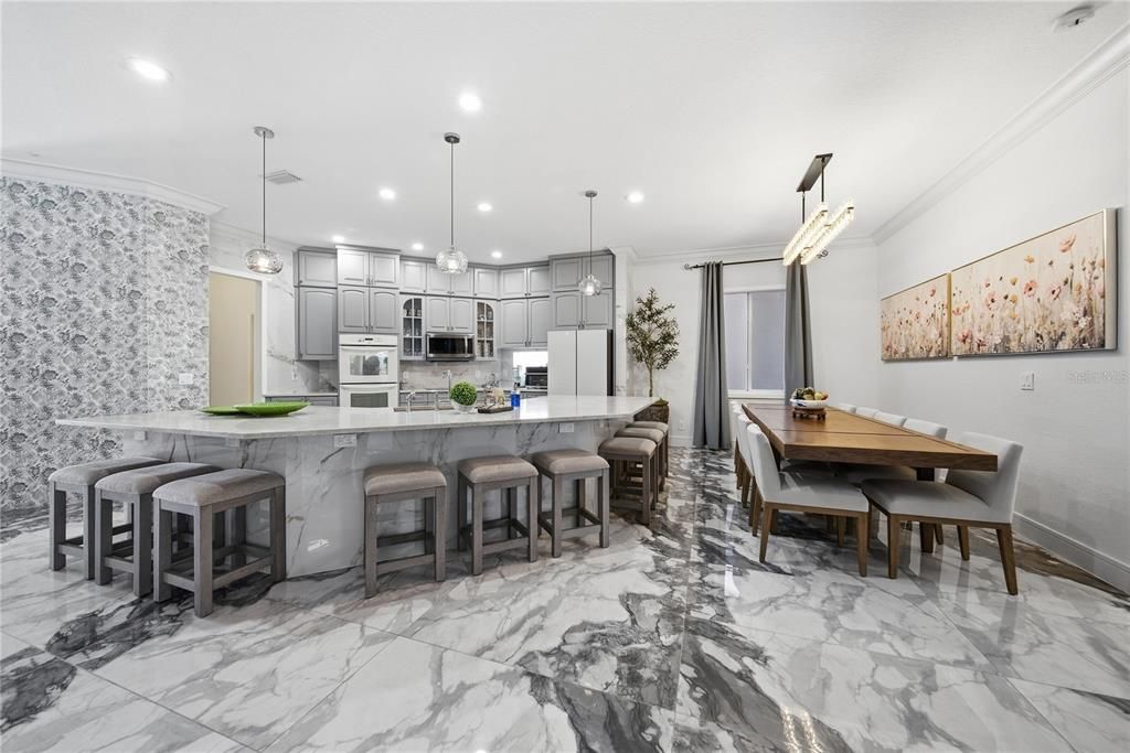 En Venta: $1,395,000 (4 camas, 3 baños, 2694 Pies cuadrados)