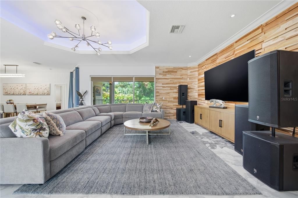 En Venta: $1,395,000 (4 camas, 3 baños, 2694 Pies cuadrados)
