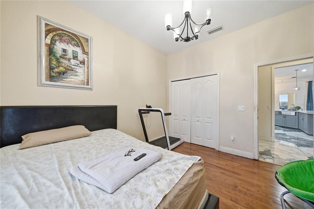 En Venta: $1,395,000 (4 camas, 3 baños, 2694 Pies cuadrados)