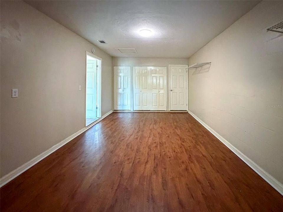 В аренду: $1,950 (4 спален, 2 ванн, 1344 Квадратных фут)