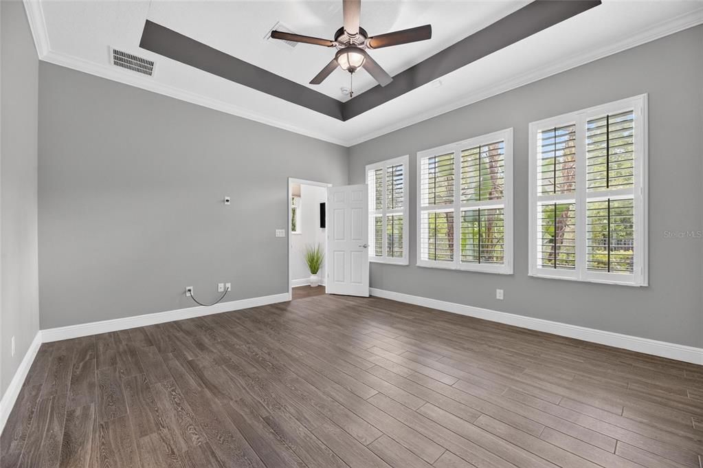 Active With Contract: $569,000 (3 beds, 3 baths, 2620 Square Feet)