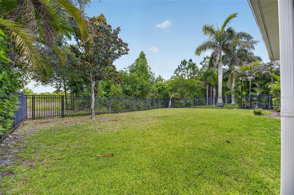 Active With Contract: $569,000 (3 beds, 3 baths, 2620 Square Feet)