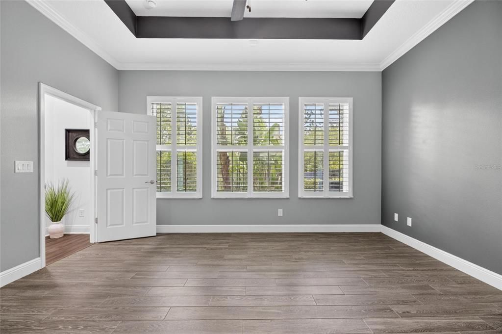 Active With Contract: $569,000 (3 beds, 3 baths, 2620 Square Feet)