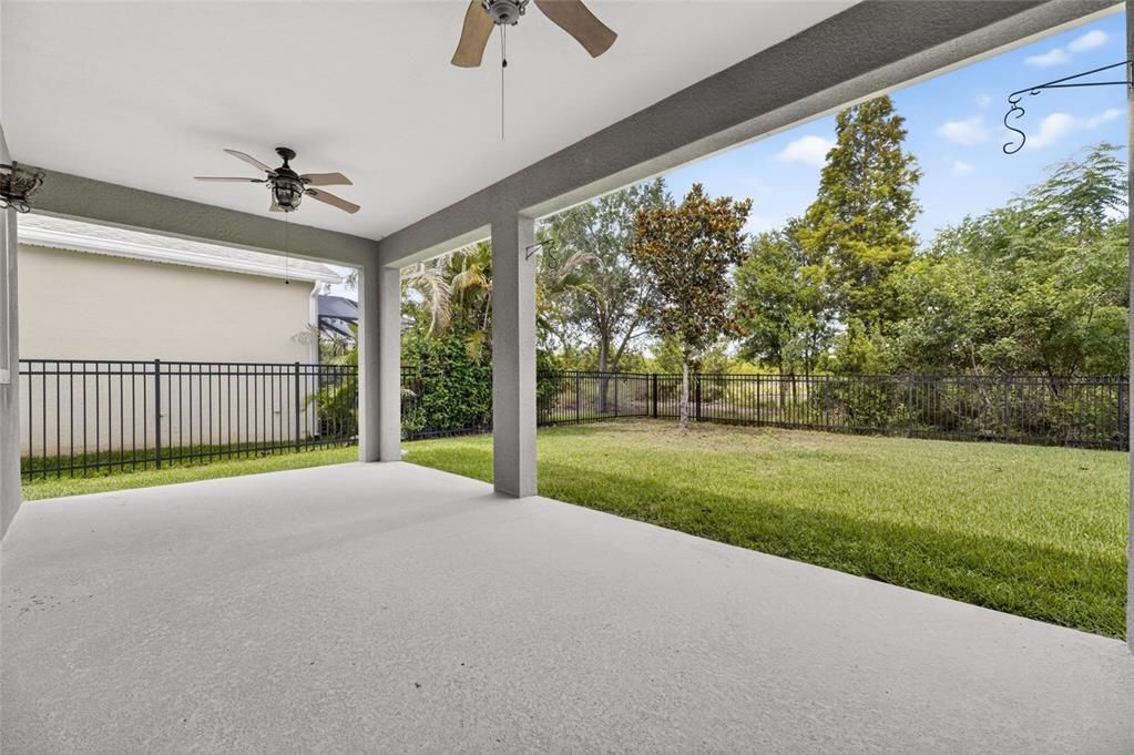 Active With Contract: $569,000 (3 beds, 3 baths, 2620 Square Feet)
