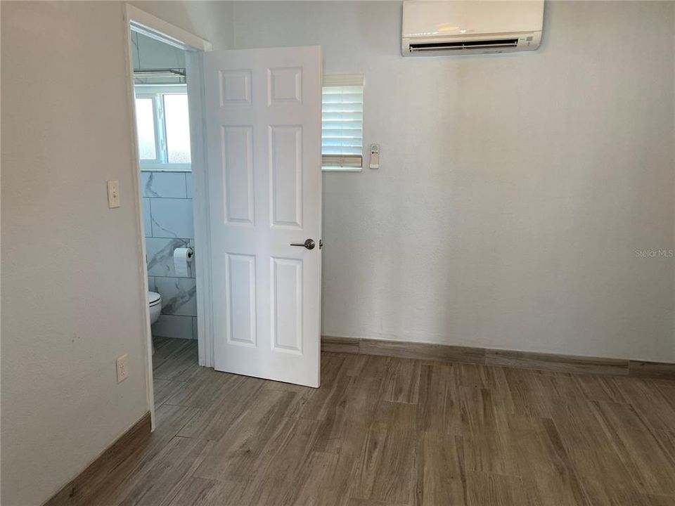В аренду: $1,900 (1 спален, 1 ванн, 400 Квадратных фут)