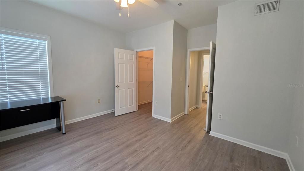 For Rent: $1,450 (2 beds, 2 baths, 1132 Square Feet)