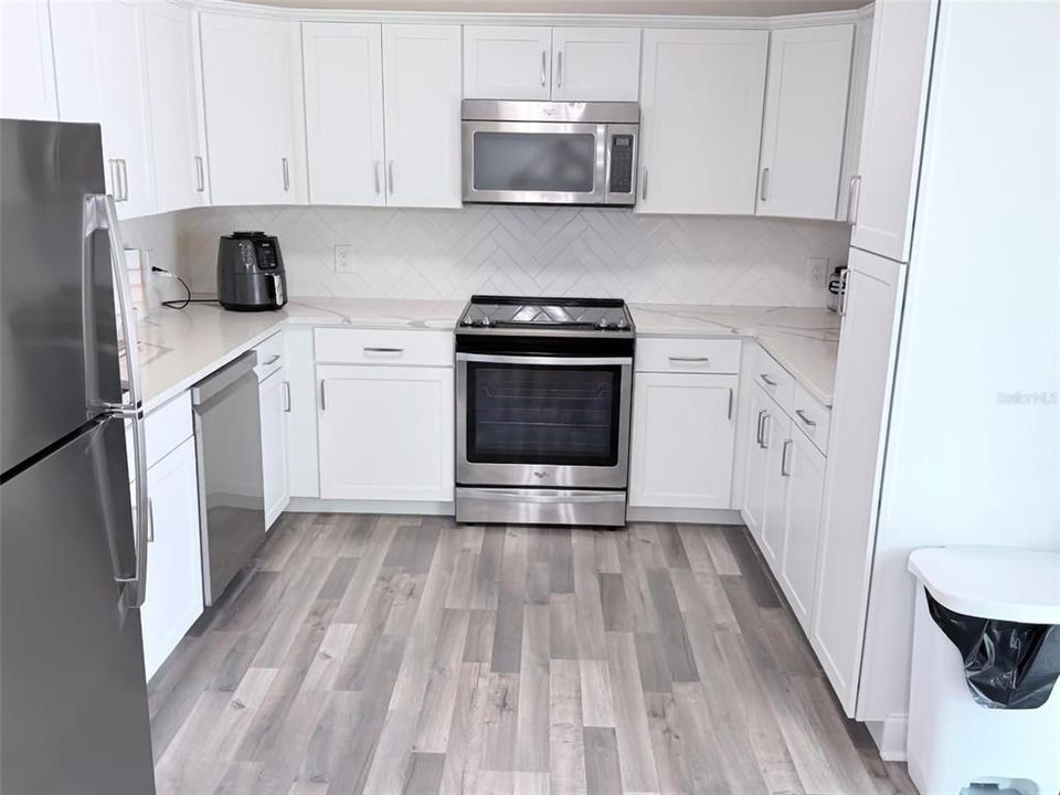 For Rent: $2,250 (3 beds, 2 baths, 1455 Square Feet)