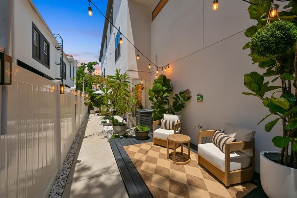 For Sale: $1,175,000 (4 beds, 3 baths, 2436 Square Feet)