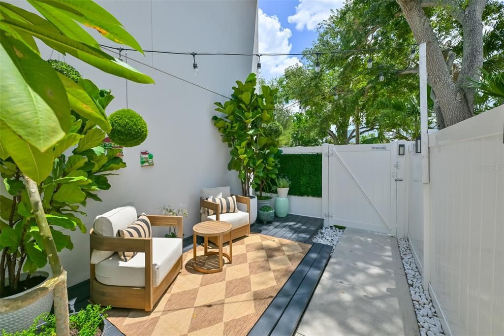 For Sale: $1,175,000 (4 beds, 3 baths, 2436 Square Feet)