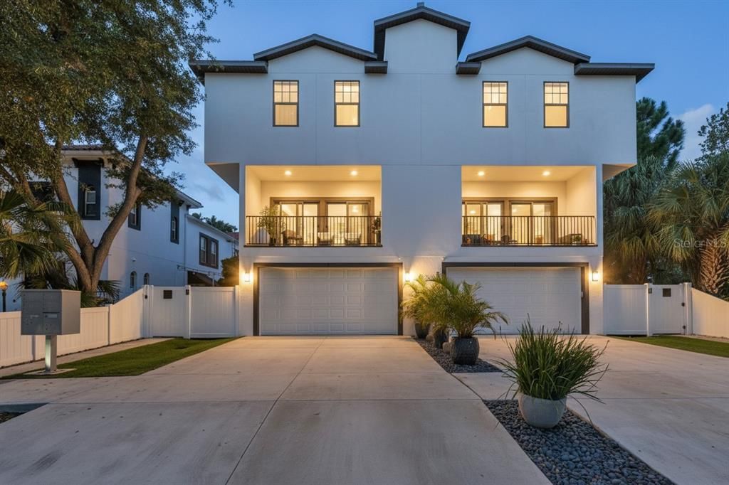 For Sale: $1,175,000 (4 beds, 3 baths, 2436 Square Feet)