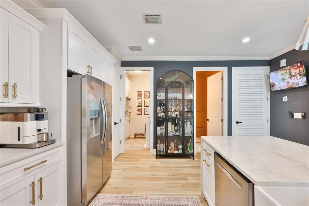 For Sale: $1,175,000 (4 beds, 3 baths, 2436 Square Feet)