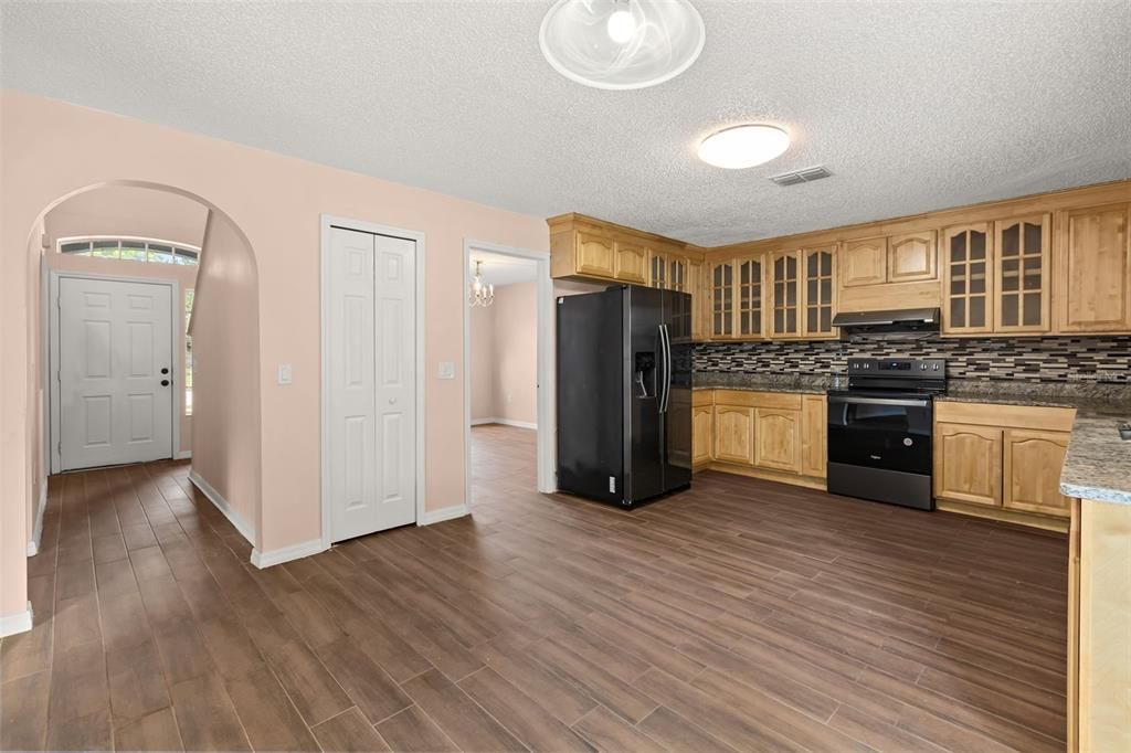 For Sale: $439,900 (4 beds, 2 baths, 2170 Square Feet)