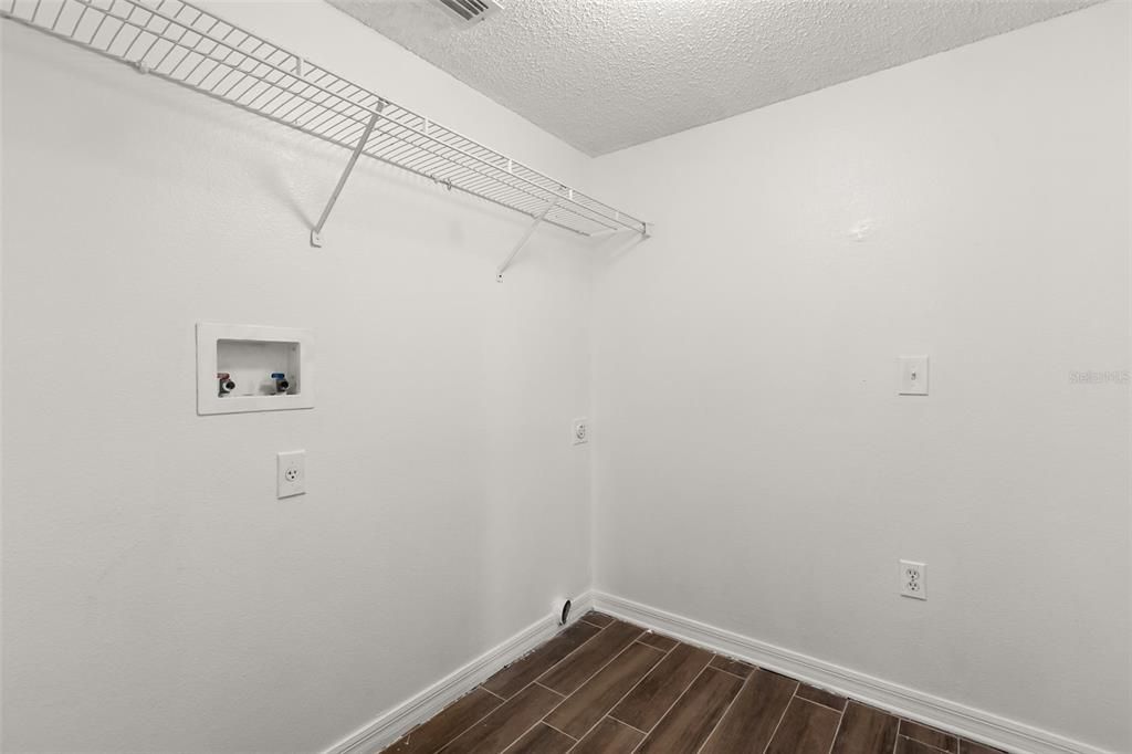 For Sale: $439,900 (4 beds, 2 baths, 2170 Square Feet)