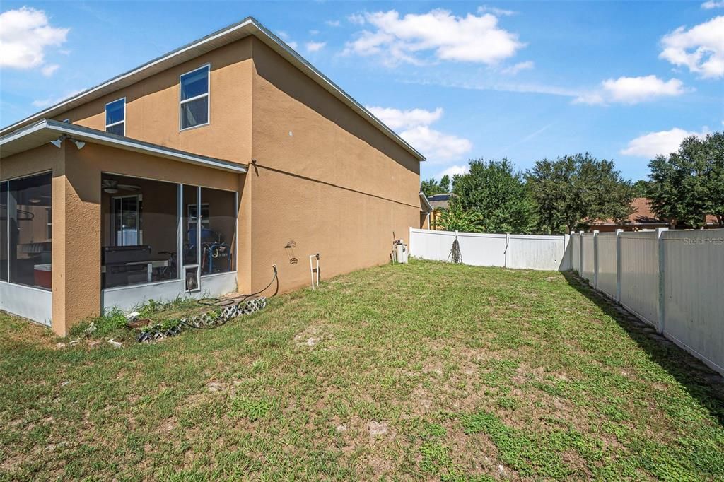 En Venta: $649,095 (6 camas, 4 baños, 3932 Pies cuadrados)