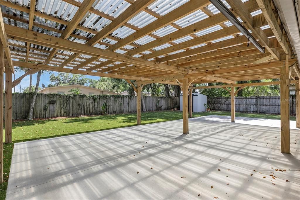 For Rent: $2,400 (3 beds, 2 baths, 1323 Square Feet)