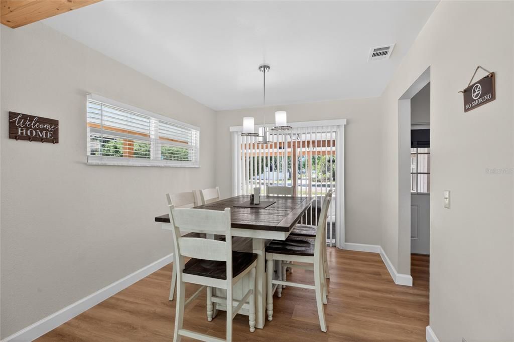 For Sale: $575,000 (5 beds, 3 baths, 2054 Square Feet)
