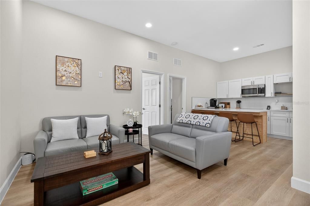 For Sale: $575,000 (5 beds, 3 baths, 2054 Square Feet)