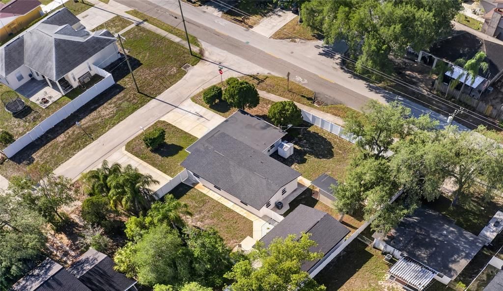 For Sale: $575,000 (5 beds, 3 baths, 2054 Square Feet)