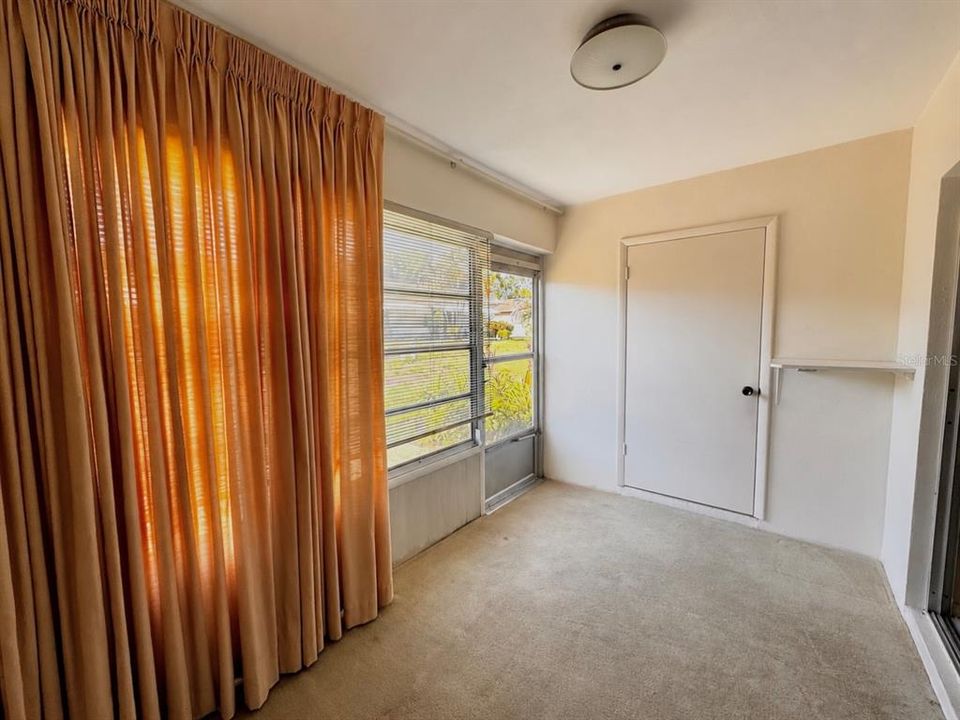 En Venta: $179,900 (2 camas, 2 baños, 1400 Pies cuadrados)