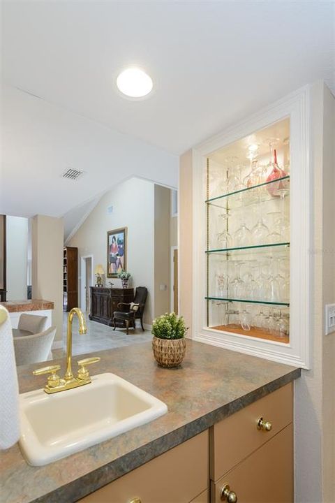 Active With Contract: $625,000 (3 beds, 2 baths, 2545 Square Feet)