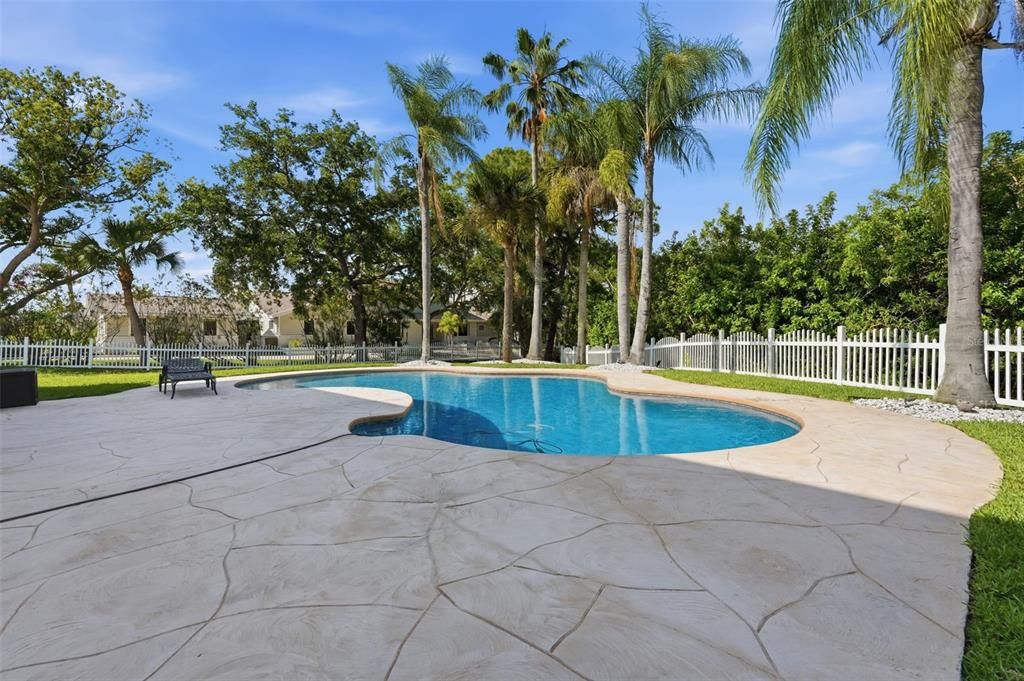 En Venta: $659,000 (3 camas, 3 baños, 1734 Pies cuadrados)