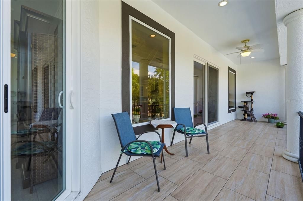 En Venta: $659,000 (3 camas, 3 baños, 1734 Pies cuadrados)