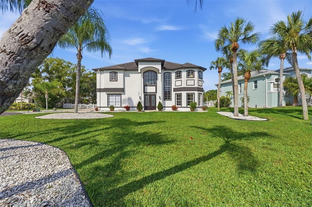 En Venta: $659,000 (3 camas, 3 baños, 1734 Pies cuadrados)