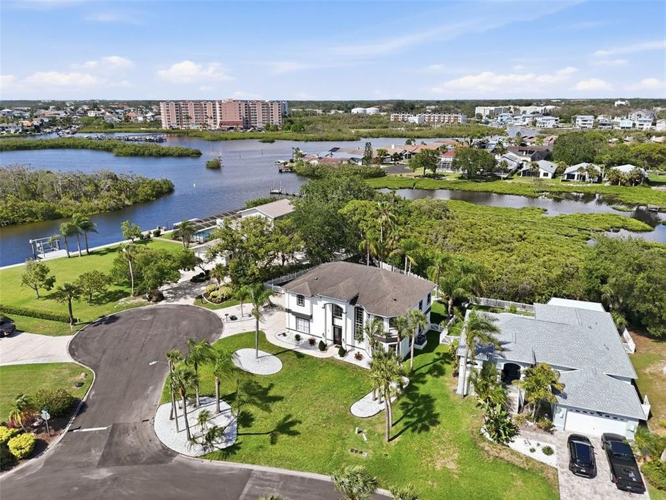 En Venta: $659,000 (3 camas, 3 baños, 1734 Pies cuadrados)