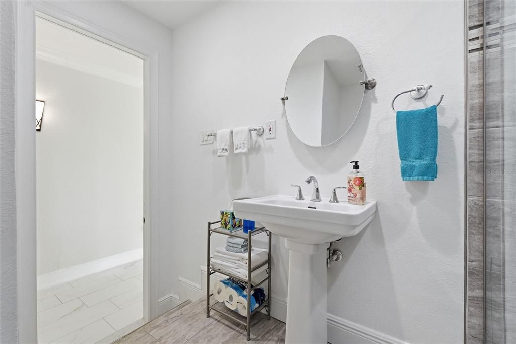 En Venta: $659,000 (3 camas, 3 baños, 1734 Pies cuadrados)