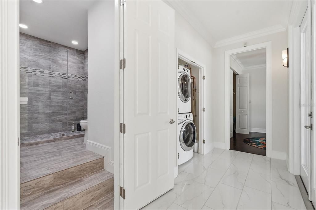 En Venta: $659,000 (3 camas, 3 baños, 1734 Pies cuadrados)