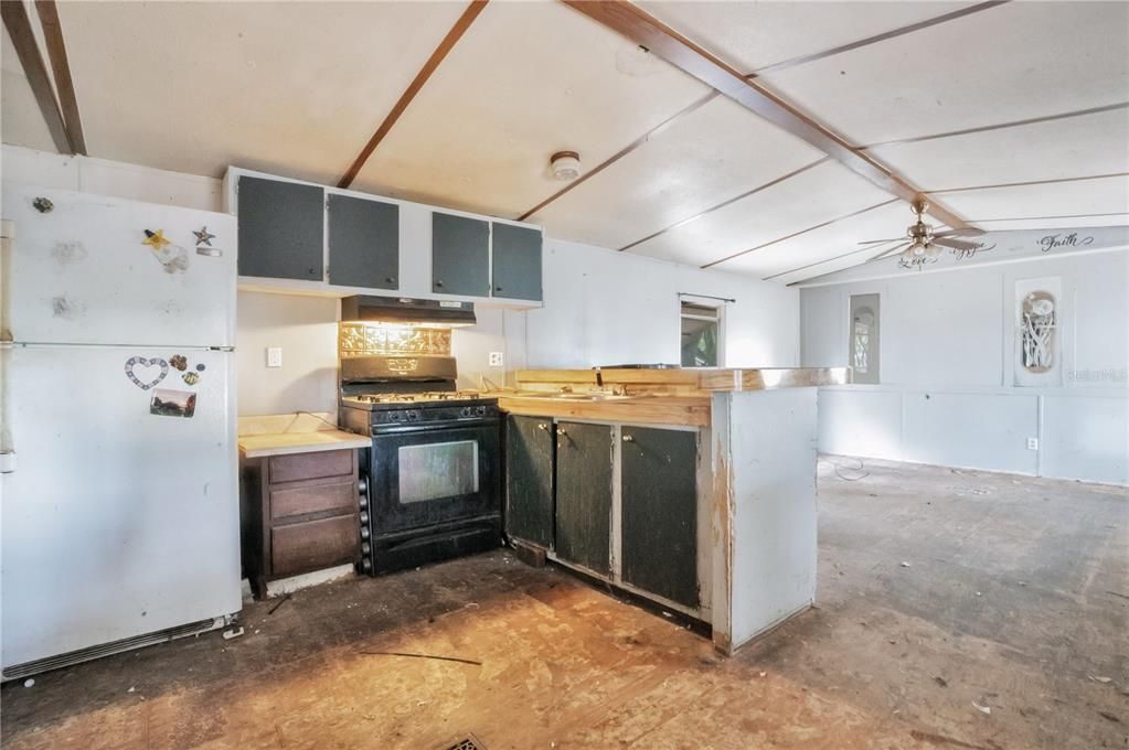 En Venta: $99,900 (3 camas, 2 baños, 868 Pies cuadrados)