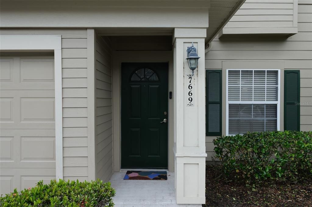 For Sale: $279,000 (3 beds, 2 baths, 1282 Square Feet)