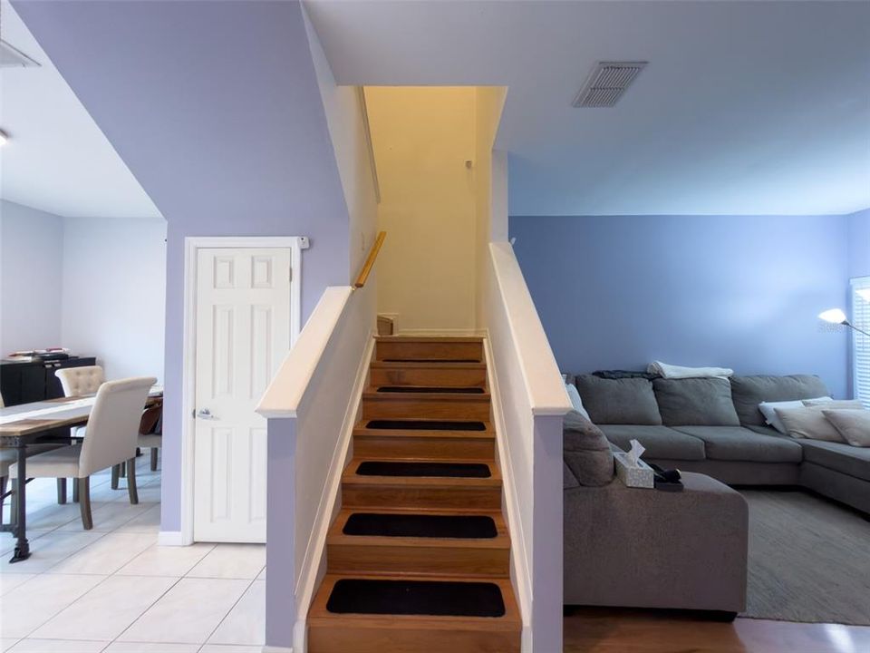 For Sale: $279,000 (3 beds, 2 baths, 1282 Square Feet)